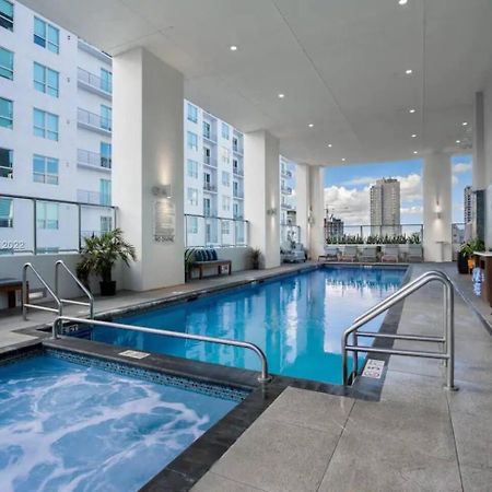 2 Bedrooms Design Condo Downtown Miami Pool And Gym Екстер'єр фото