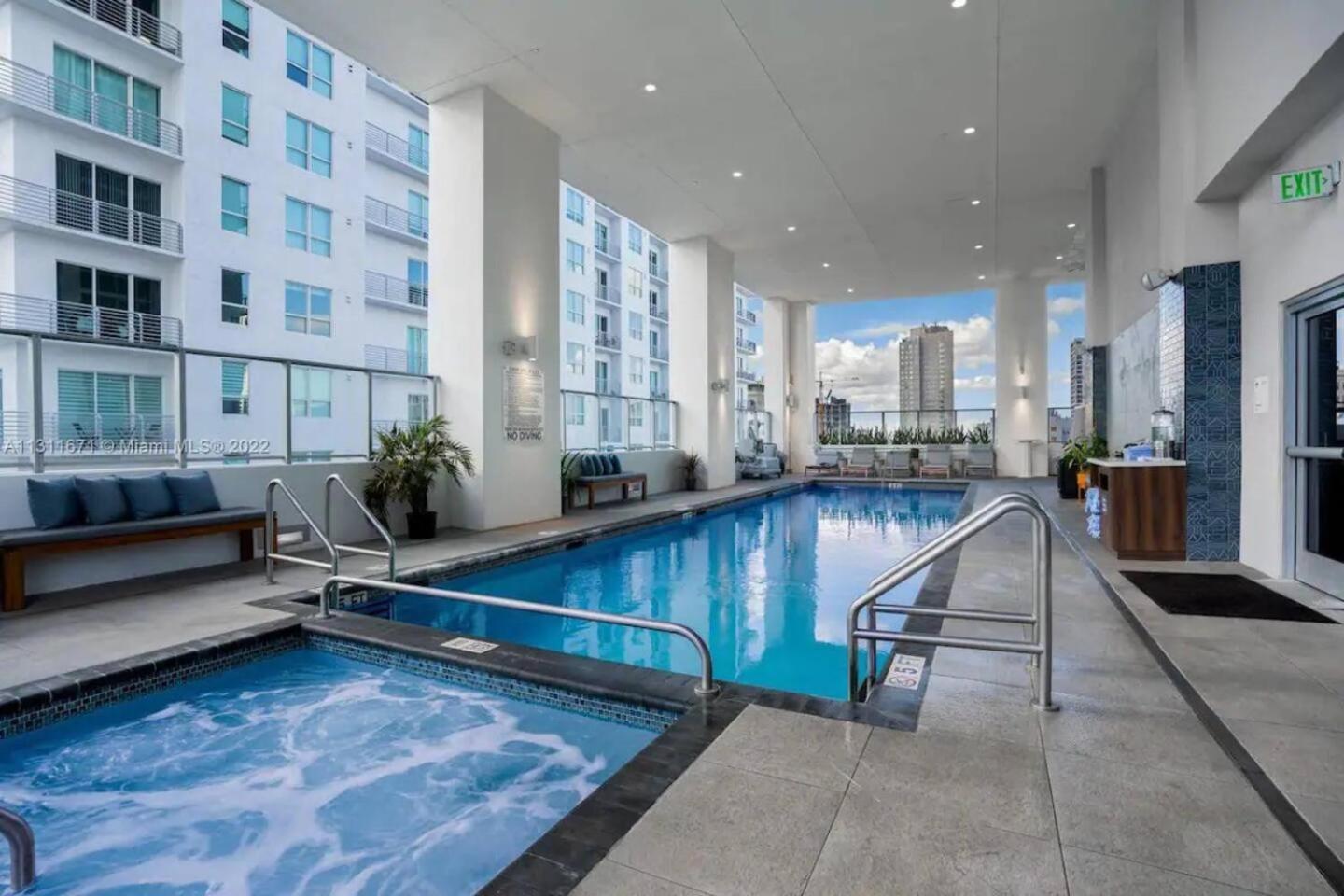 2 Bedrooms Design Condo Downtown Miami Pool And Gym Екстер'єр фото